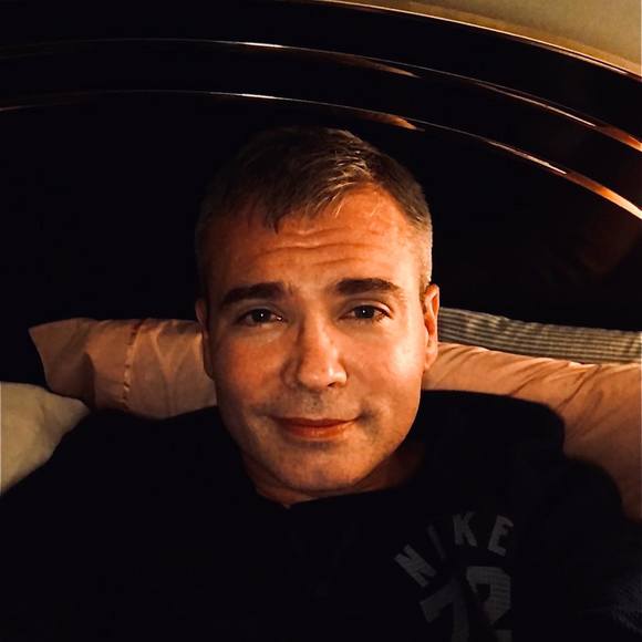 Meet your Posher, Derrick - Picture 1 of 1